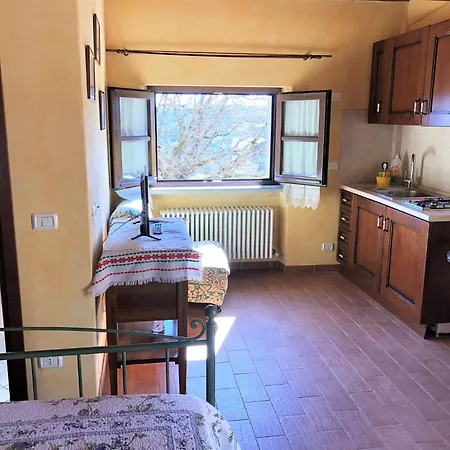 Timeless Holiday In With Garden Apecchio