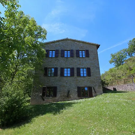 Timeless In With Garden * Apecchio